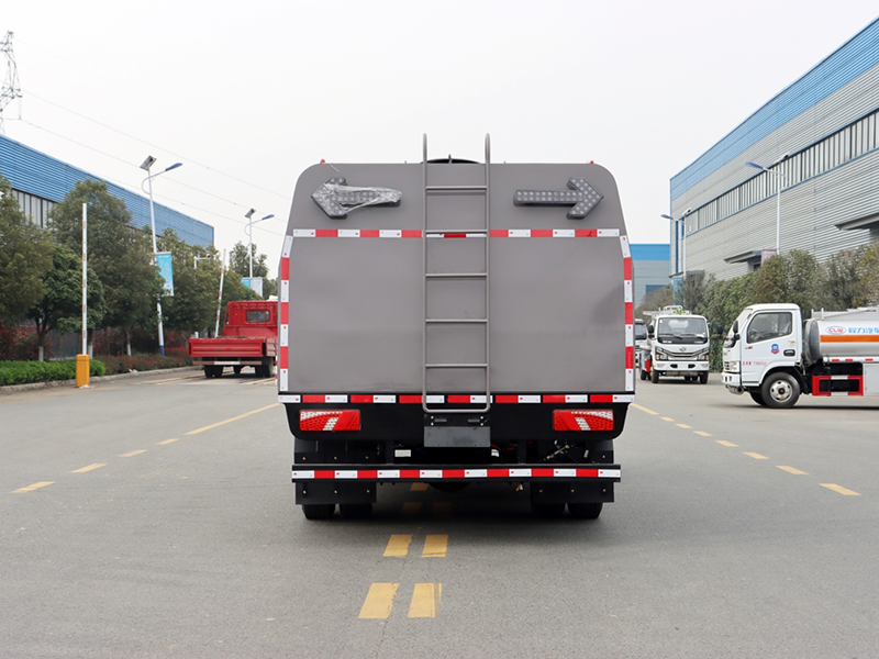 CL5120GQXBEV型纯电动护栏清洗车