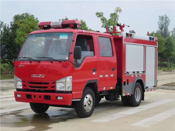 五十铃2.5吨水罐消防车