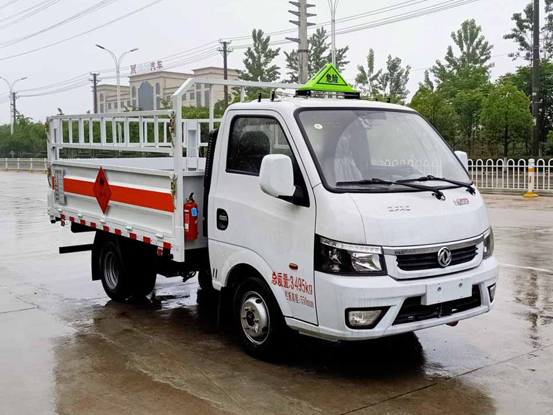 东风汽油3.1米气瓶运输车