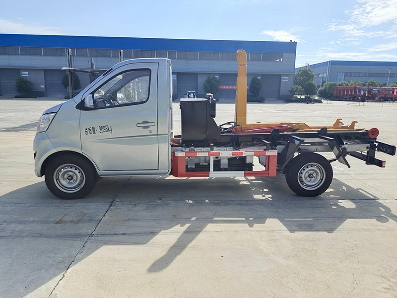 2.5方电动车厢可卸式垃圾车