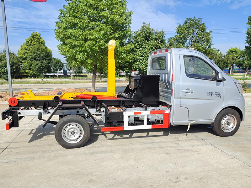 2.5方电动车厢可卸式垃圾车