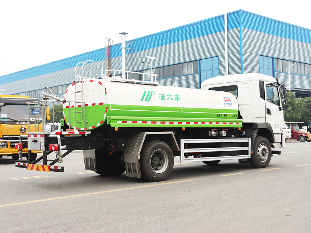 比亚迪10方纯电动洒水车