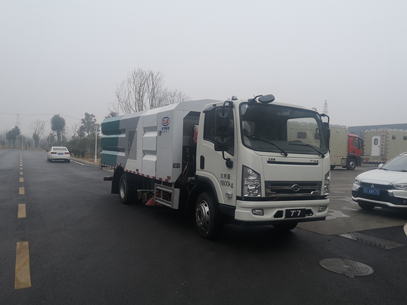东风CL5123TXSBEV型纯电动洗扫车
