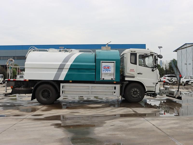  CL5182GQXBEV型纯电动清洗车