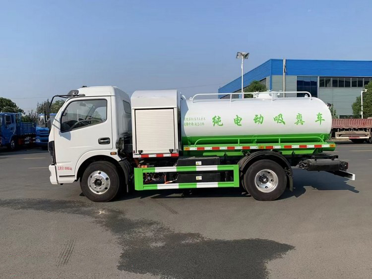 东风5方CL5090GXEBEV纯电动吸粪车